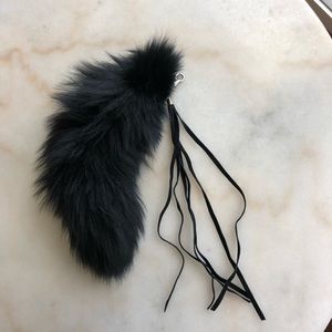 Authentic fox tail clip